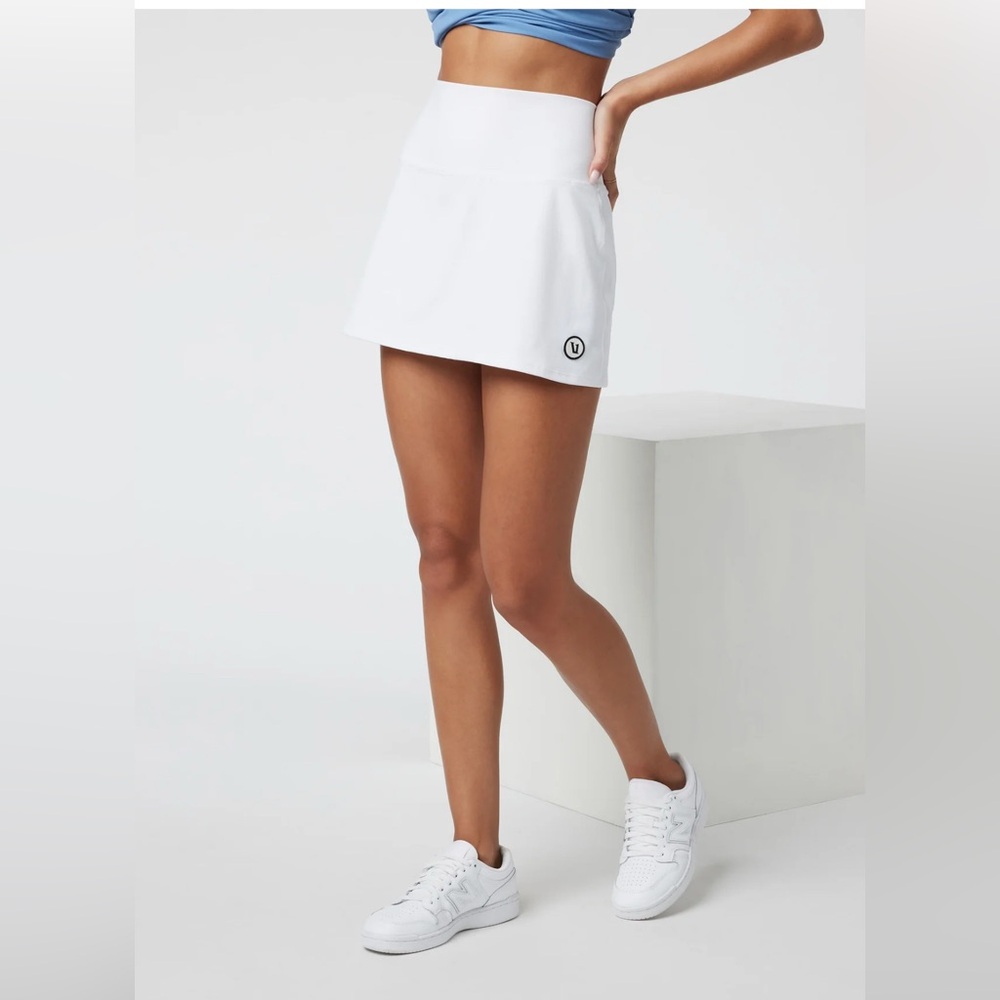 Vuori Women’s Volley Skirt/Skort|White|Size Small|